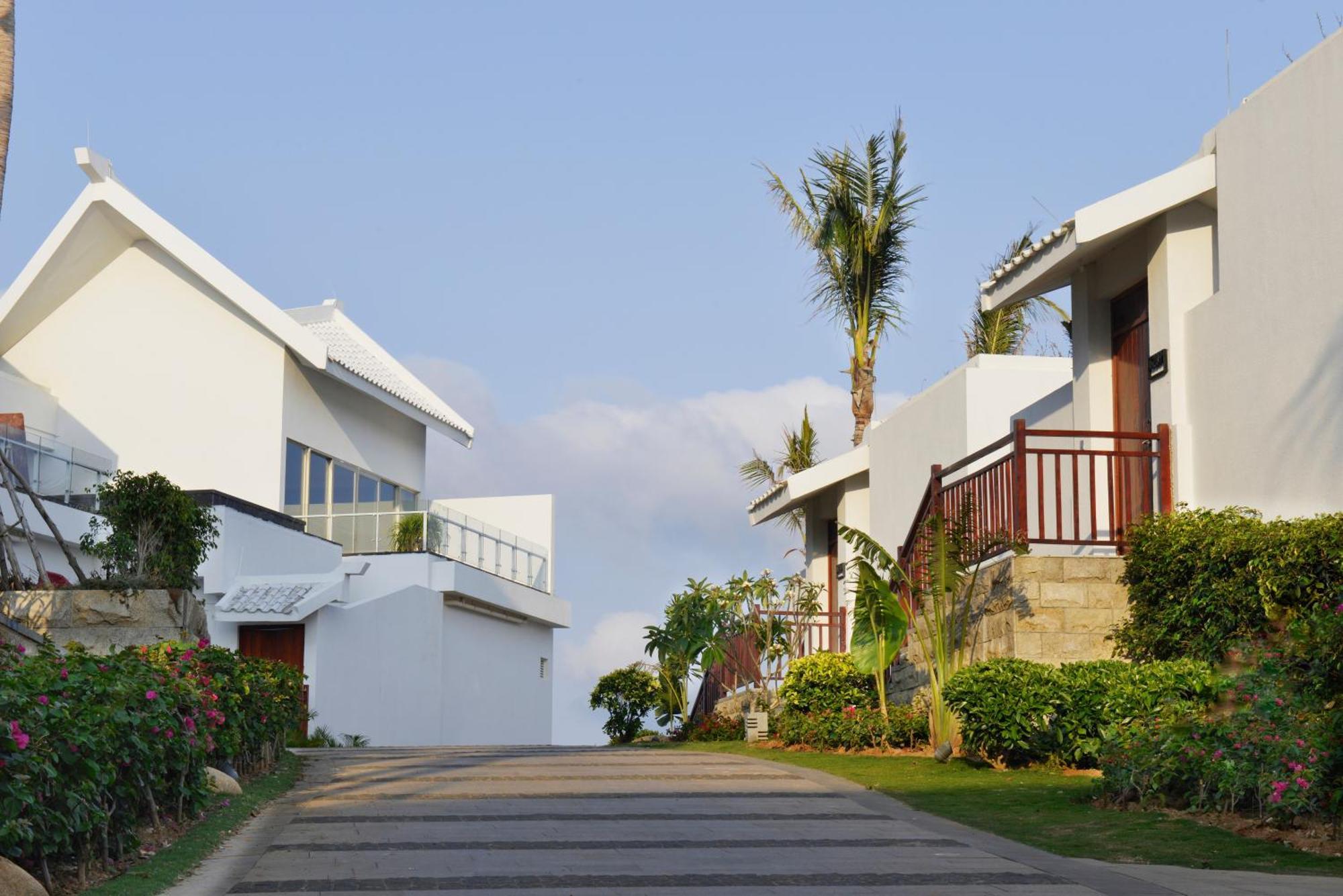 Palace Resort Villas Yalong Bay Sanya Exterior photo